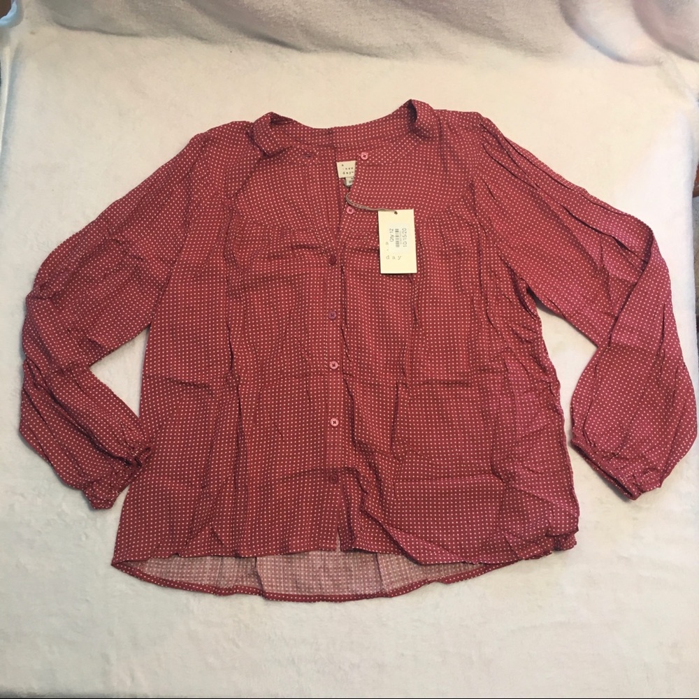 NWT Womems blouse‎ a new day